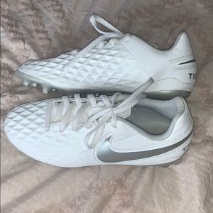 Worn 1x boys Nike Tiempo cleats